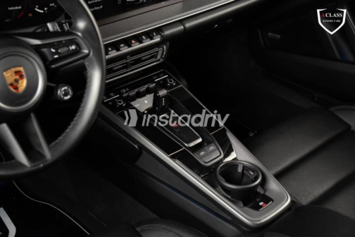 Porsche 911 2022 Black Automatic Used for Sale in Sheikh Zayed City - 9