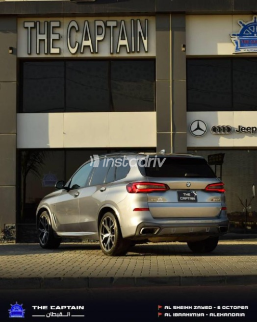BMW X5 2021 Gray Automatic Used for Sale in Sheikh Zayed City - 2