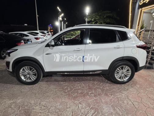 Chery Tiggo 7 2023 White Automatic Used for Sale in Nasr city - 7