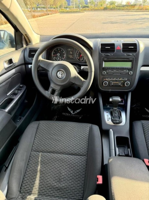 Volkswagen Jetta 2011 Gray Automatic Used for Sale in 6 October - 3