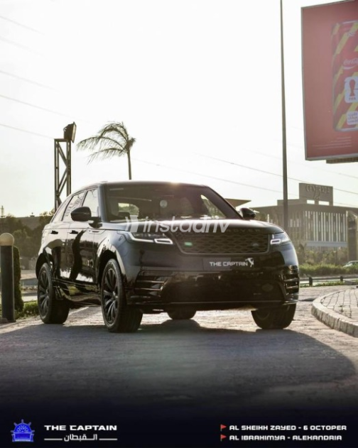 Land Rover Velar 2023 Black Automatic Used for Sale in Sheikh Zayed City - 1