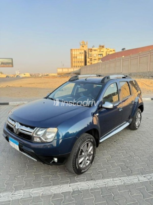 Renault Duster 2017 Dark Blue Automatic Used for Sale in Heliopolis - 6