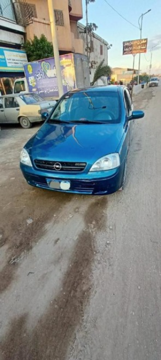 Opel Corsa 2004 Blue Manual Used for Sale in Alexandria