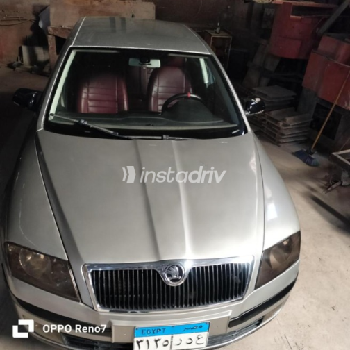 سكودا اوكتافيا A5 2007 برونزي أوتوماتيك مستعملة للبيع في المحلة - 3