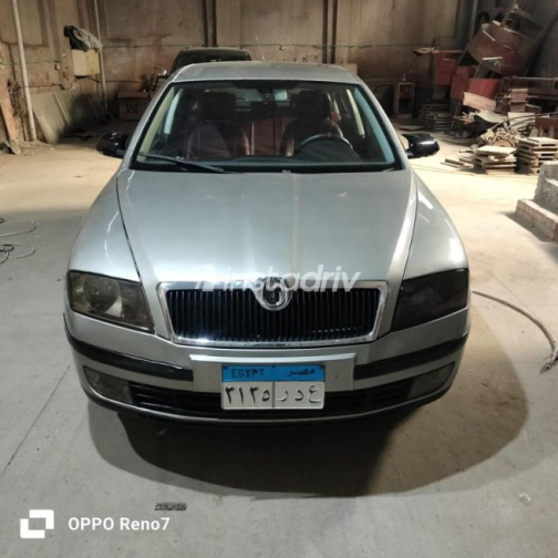 سكودا اوكتافيا A5 2007 برونزي أوتوماتيك مستعملة للبيع في المحلة - 8