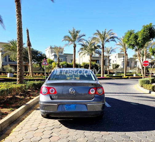 Volkswagen Passat 2008 Gray Automatic Used for Sale in Cairo - 1