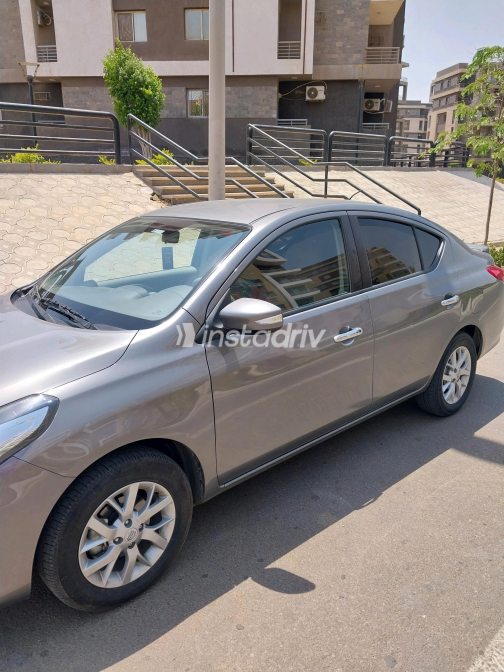 Nissan Sunny 2024 Gray Automatic Used for Sale in Qalyubia - 4