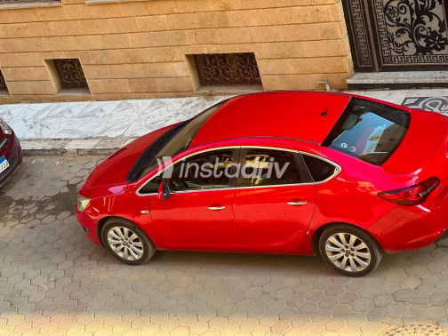 Opel Adam 2013 Red Automatic Used for Sale in Maadi - 1
