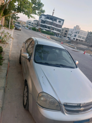 Chevrolet Optra 2011 Silver Automatic Used for Sale in Maadi