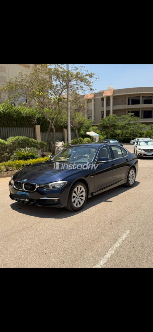 BMW 318 2017 White Automatic Used for Sale in Cairo - 3