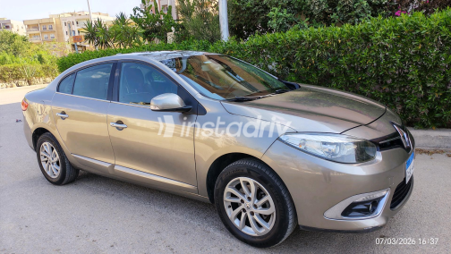 Renault Fluence 2014 Gold Automatic Used for Sale in Giza - 4