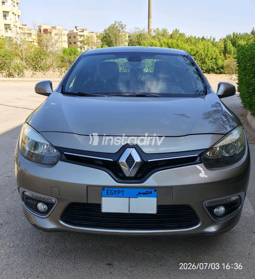 Renault Fluence 2014 Gold Automatic Used for Sale in Giza - 5