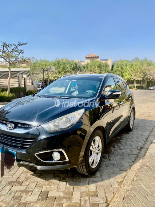هيونداي IX 35 2013 أسود أوتوماتيك مستعملة للبيع في الإسكندرية - 3