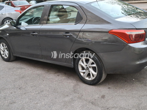 Citroën C Elysee 2021 Gray Automatic Used for Sale in Heliopolis - 3
