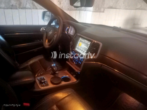 Jeep Grand Cherokee 2016 White Automatic Used for Sale in Cairo - 9