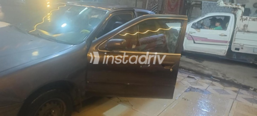Nissan Sunny 2000 Dark Gray Automatic Used for Sale in Cairo - 1
