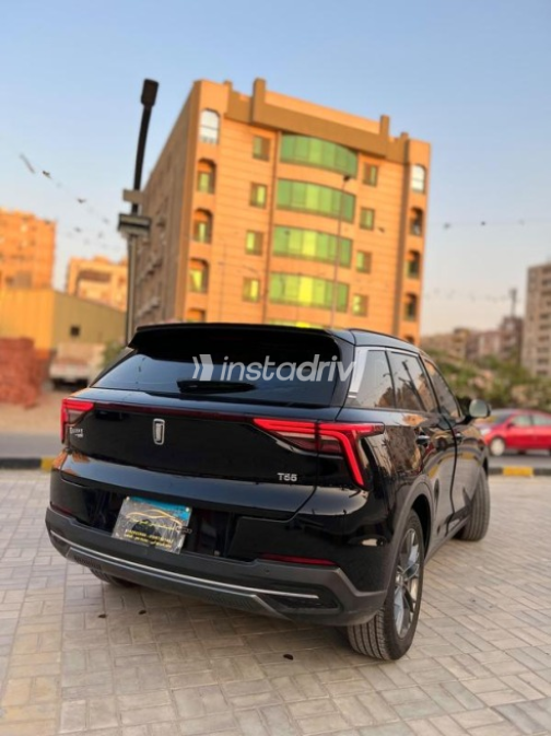 Bestune T55 2025 Black Automatic Used for Sale in Nasr city - 7