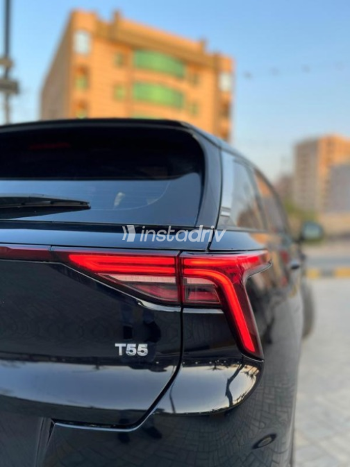 Bestune T55 2025 Black Automatic Used for Sale in Nasr city - 8