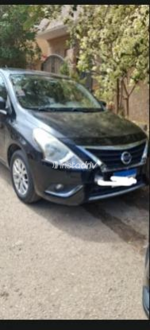 Nissan Sunny 2019 Black Automatic Used for Sale in Cairo - 4