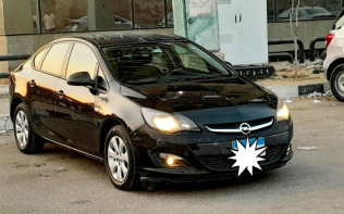 Opel Astra 2016 Black Automatic Used for Sale in Cairo