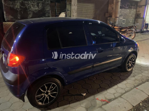 Hyundai Getz 2011 Dark Blue Automatic Used for Sale in Helwan - 2