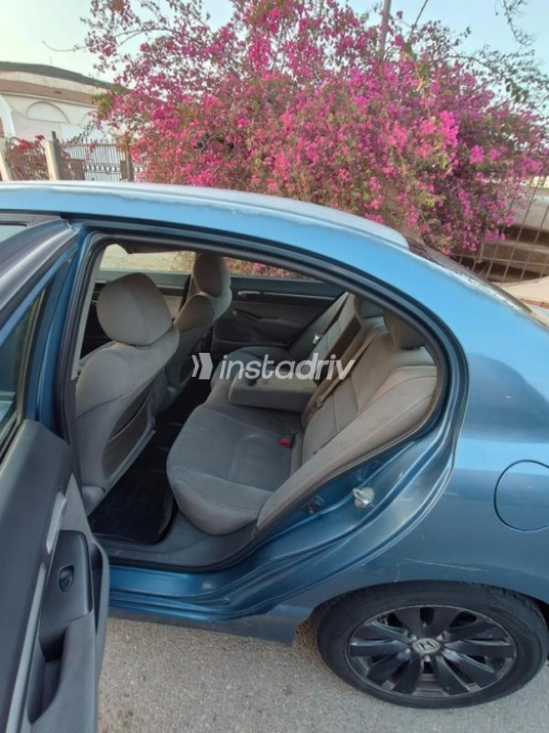 Honda Civic 2009 Blue Automatic Used for Sale in Ismailia - 10