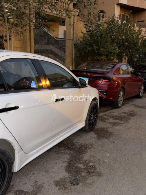 Mitsubishi Lancer EX Shark 2016 White Automatic Used for Sale in Cairo - 3