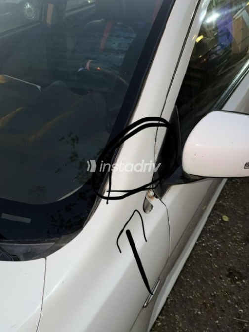 Mitsubishi Lancer EX Shark 2016 White Automatic Used for Sale in Cairo - 7