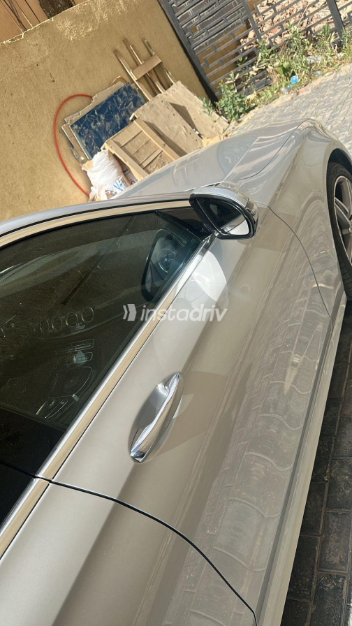 Mercedes E 300 2017 Silver Automatic Used for Sale in Giza - 2