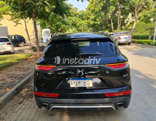 دى اس DS7 2019 أسود أوتوماتيك مستعملة للبيع في الجيزة - 2