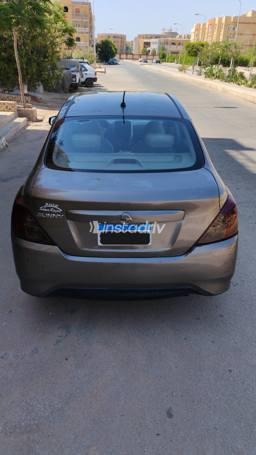 Nissan Sunny 2021 Bronze Automatic Used for Sale in Qalyubia - 7