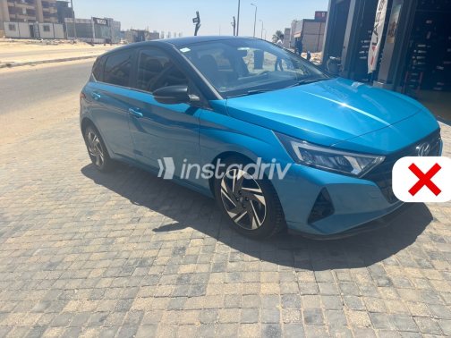 هيونداي I20 2022 تركواز أوتوماتيك مستعملة للبيع في مصر الجديدة - 8