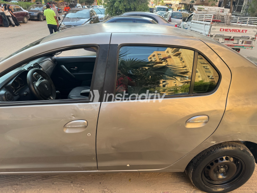 Renault Logan 2016 Champagne Automatic Used for Sale in Nasr city - 2