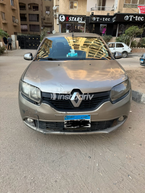 Renault Logan 2016 Champagne Automatic Used for Sale in Nasr city - 3