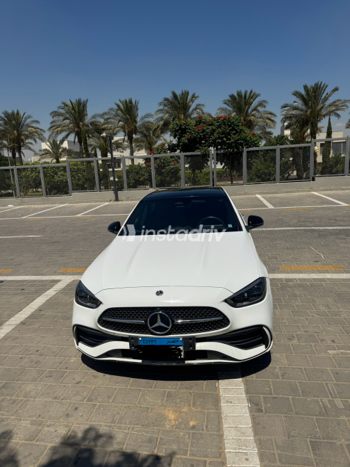 Mercedes C 200 2022 White Automatic Used for Sale in Cairo - 4
