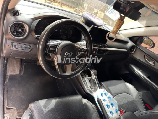 Kia Grand Cerato 2019 White Automatic Used for Sale in Greater Cairo ( Cairo + Giza) - 3