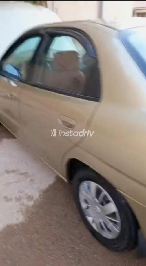 Daewoo Nubira 2 1999 Gold Manual Used for Sale in Alexandria - 8