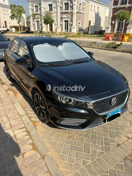 ام جى 6 2024 أسود أوتوماتيك مستعملة للبيع في القاهرة - 4