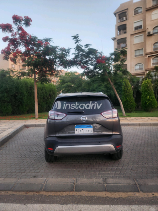 Opel Crossland 2021 Gray Automatic Used for Sale in Madinaty - 7