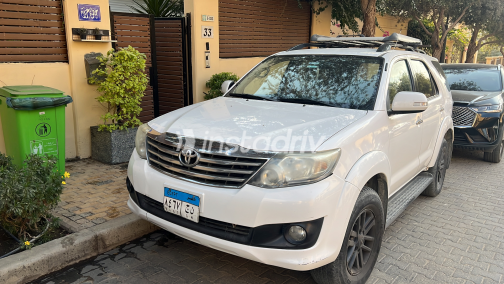 Toyota Fortuner 2016 White Automatic Used for Sale in Giza - 4