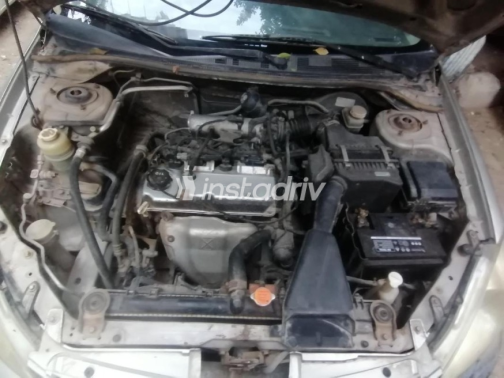 Mitsubishi Lancer 2004 Champagne Manual Used for Sale in Giza - 9