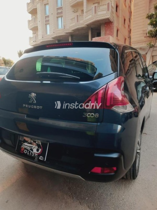 Peugeot 3008 2016 Dark Blue Automatic Used for Sale in Cairo - 5