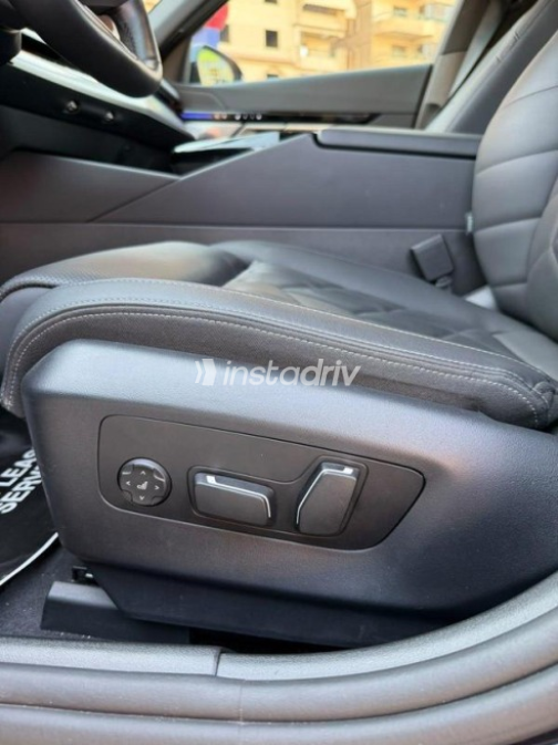 BMW 520 2024 Dark Blue Automatic Used for Sale in Cairo - 9