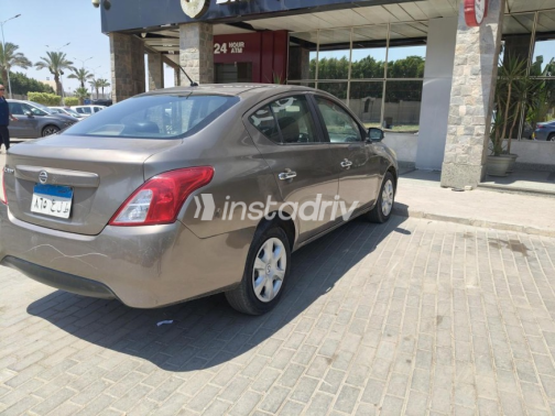 Nissan Sunny 2019 White Automatic Used for Sale in Greater Cairo ( Cairo + Giza) - 4