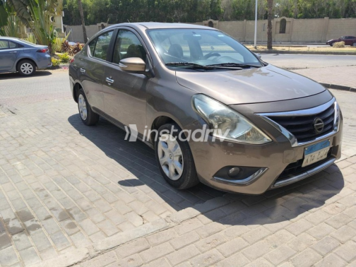 Nissan Sunny 2019 White Automatic Used for Sale in Greater Cairo ( Cairo + Giza) - 6