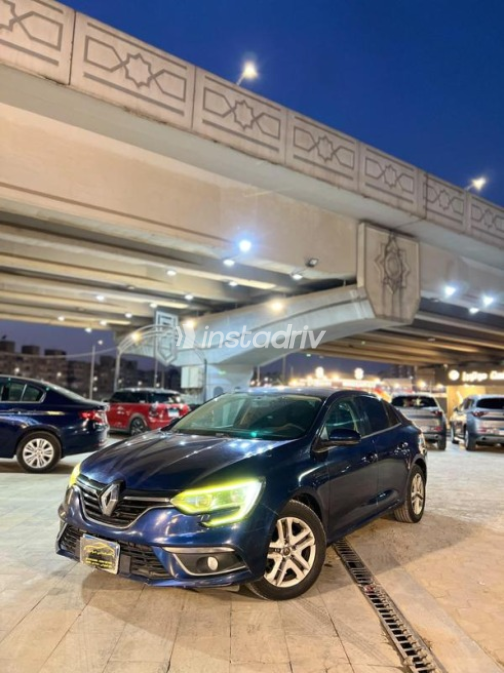 رينو ميجان 2019 أزرق غامق أوتوماتيك مستعملة للبيع في مدينة نصر - 3