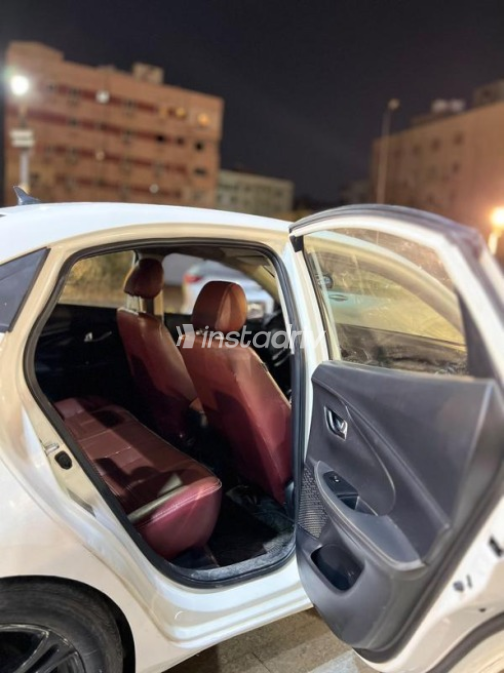 شانجان ألسفن 2022 أبيض أوتوماتيك مستعملة للبيع في مدينة نصر - 3