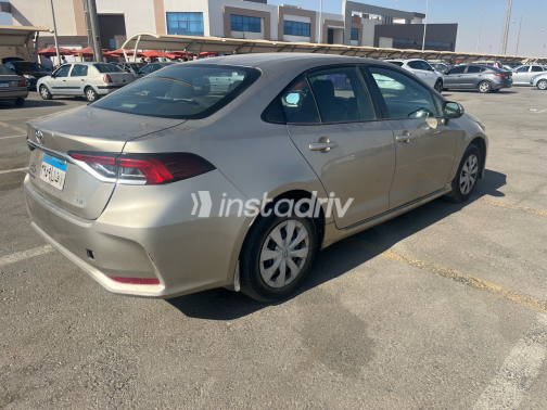 Toyota Corolla 2020 Beige Automatic Used for Sale in Nasr city - 2