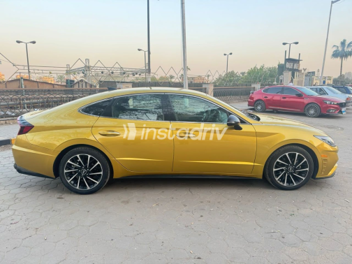 Hyundai Sonata 2019 Gold Automatic Used for Sale in Greater Cairo ( Cairo + Giza) - 7