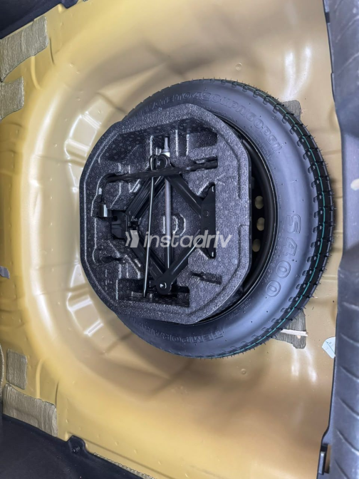 Hyundai Sonata 2019 Gold Automatic Used for Sale in Greater Cairo ( Cairo + Giza) - 9